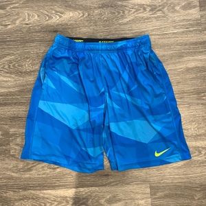 Men’s Nike Dri-Fit Size Large Shorts